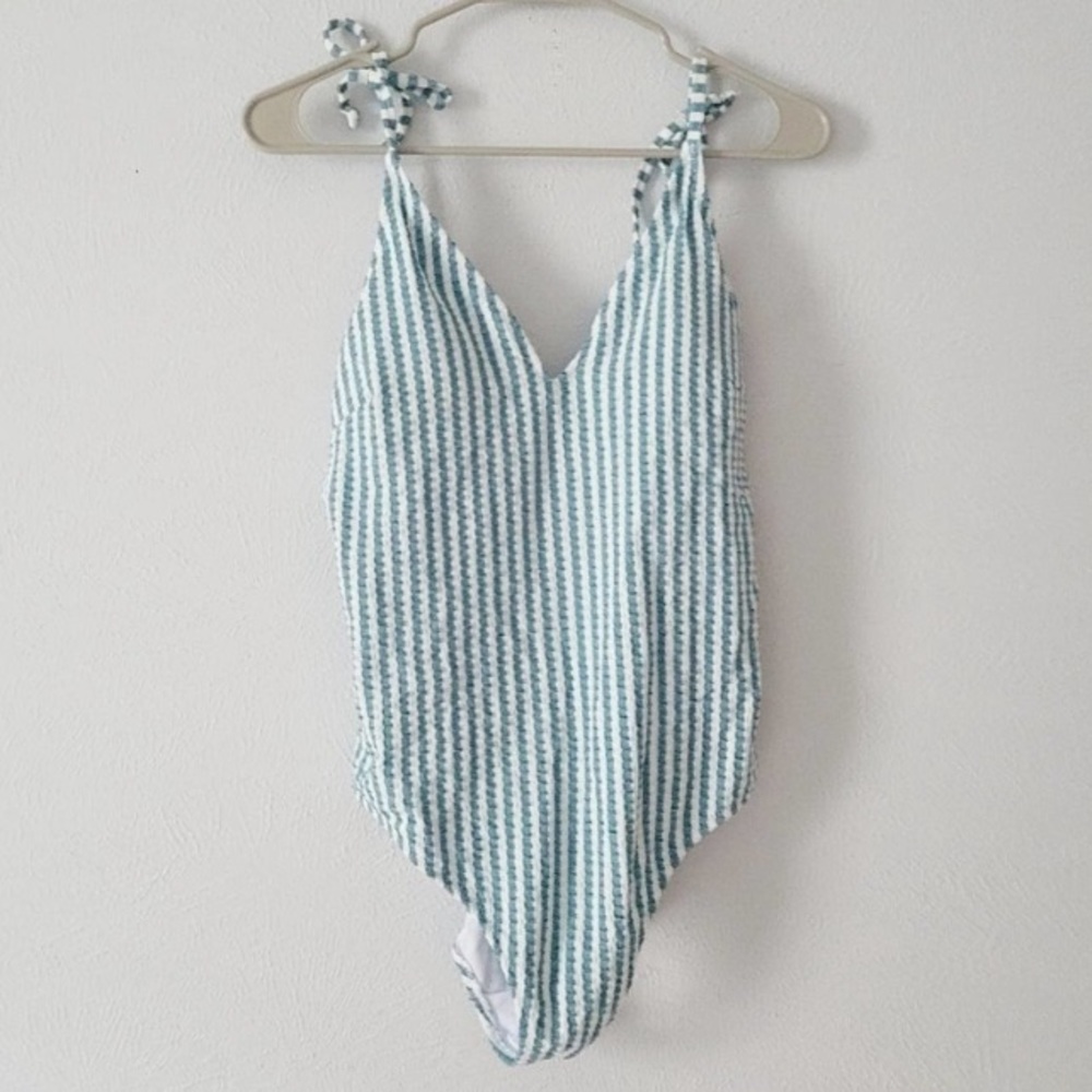 ❤️… Jessica Simpson Swimsuit
